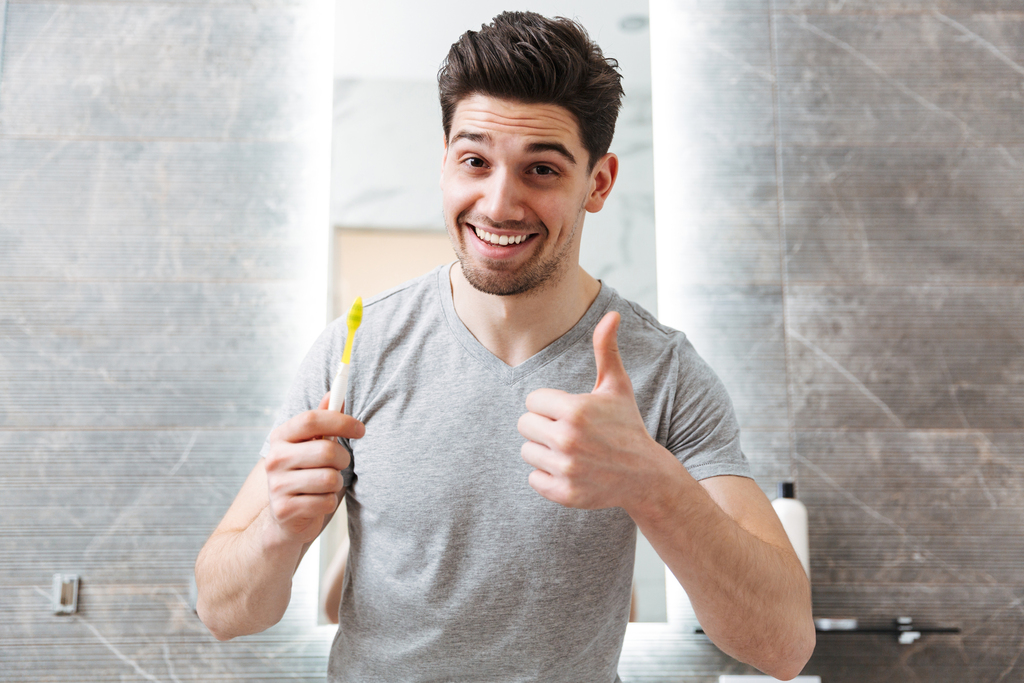 lavare-i-denti-riduce-i-fattori-di-rischio-per-la-parodontite